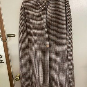 VINTAGE CAPE IN SHERLOCK HOLMES STYLING